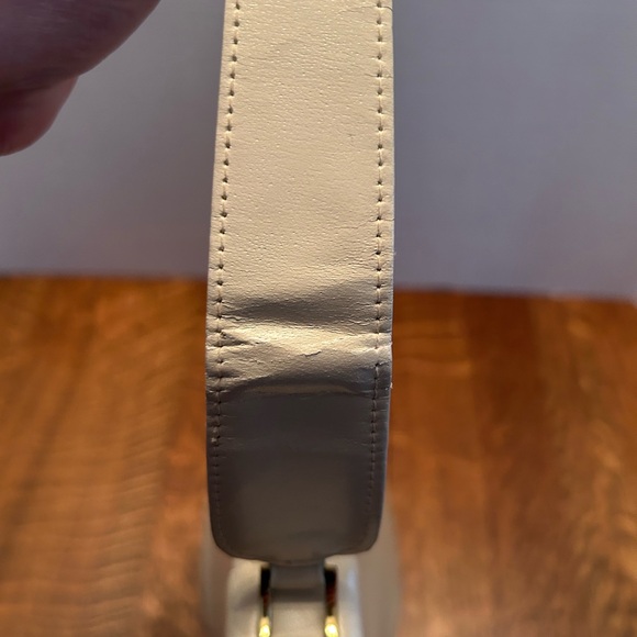 Vintage Normandie Cream Leather Handbag - Picture 11 of 14